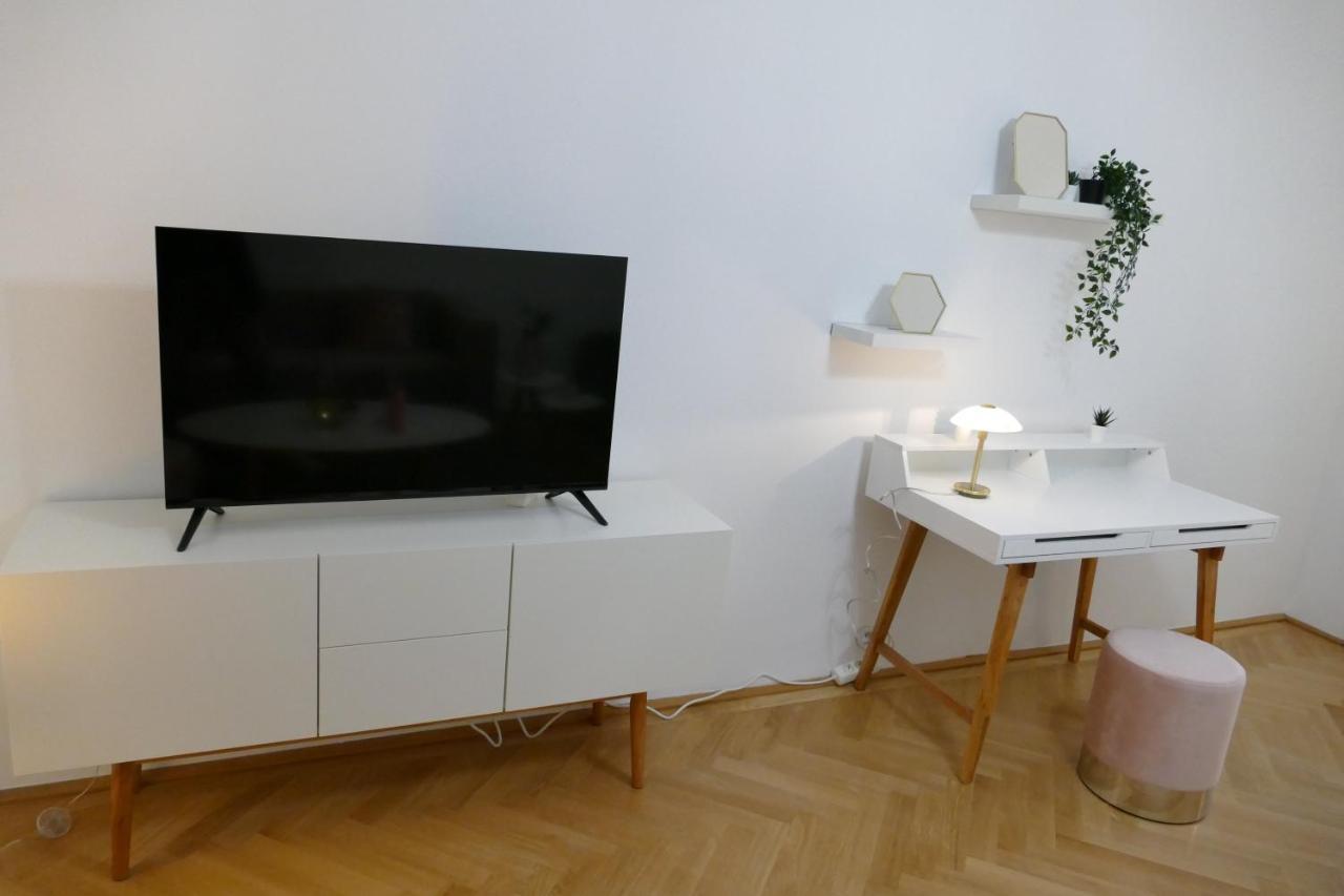 Stylish City Apartments Виена Екстериор снимка